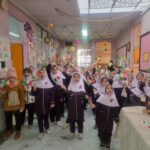 تصاویر زنگ انقلاب مدرسه گل های خرد