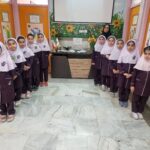 جشن روز دختر مدرسه ابتدایی گل های خرد